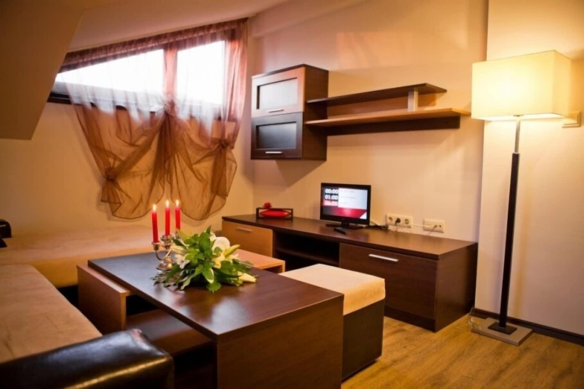Alexander Hotel Banya  Ngoại thất bức ảnh