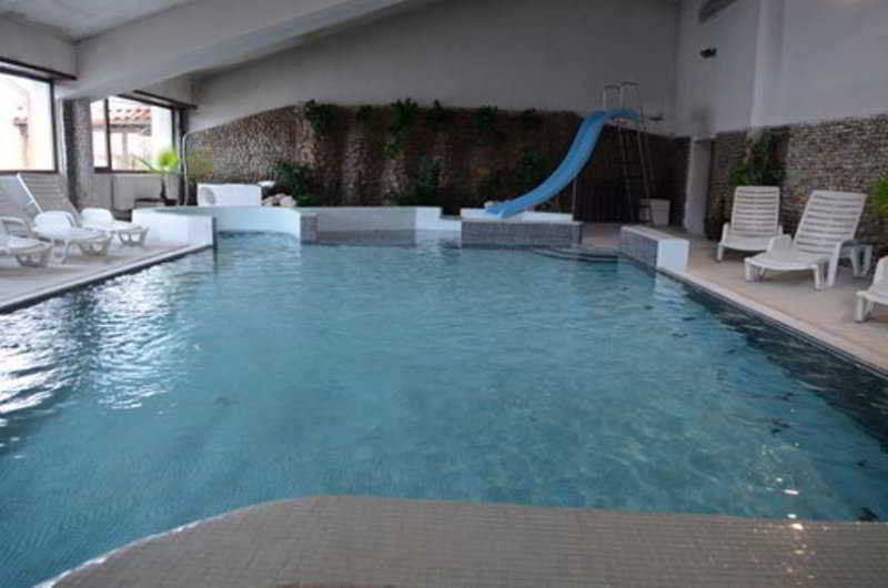 Alexander Hotel Banya  Ngoại thất bức ảnh