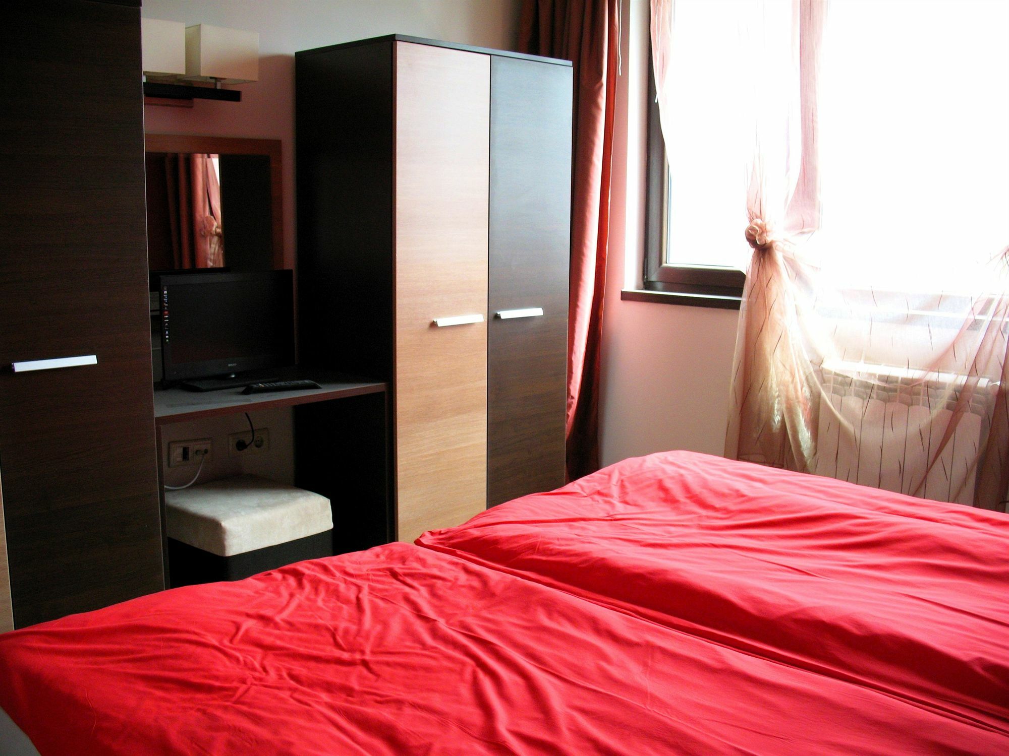 Alexander Hotel Banya  Ngoại thất bức ảnh