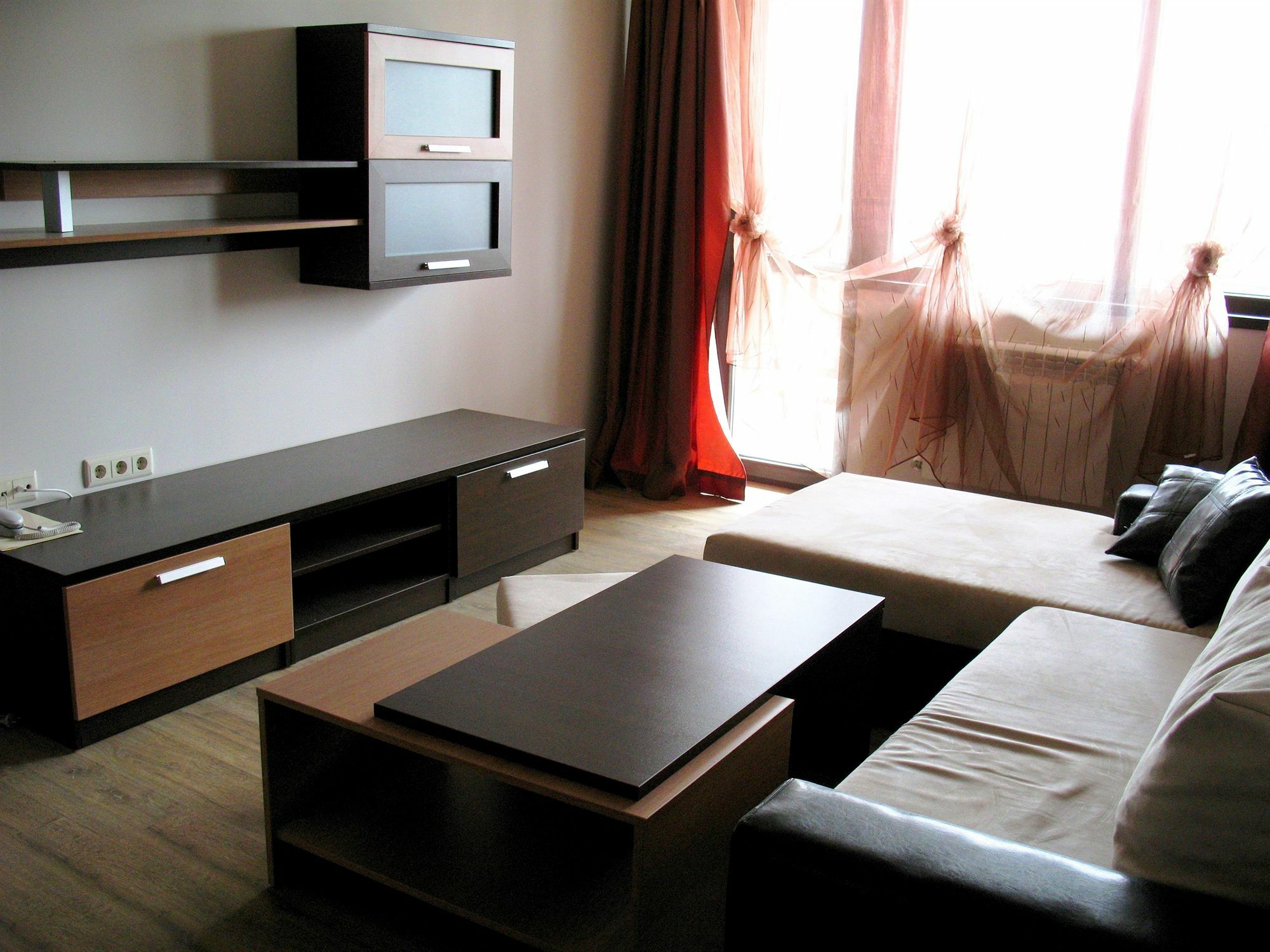 Alexander Hotel Banya  Ngoại thất bức ảnh